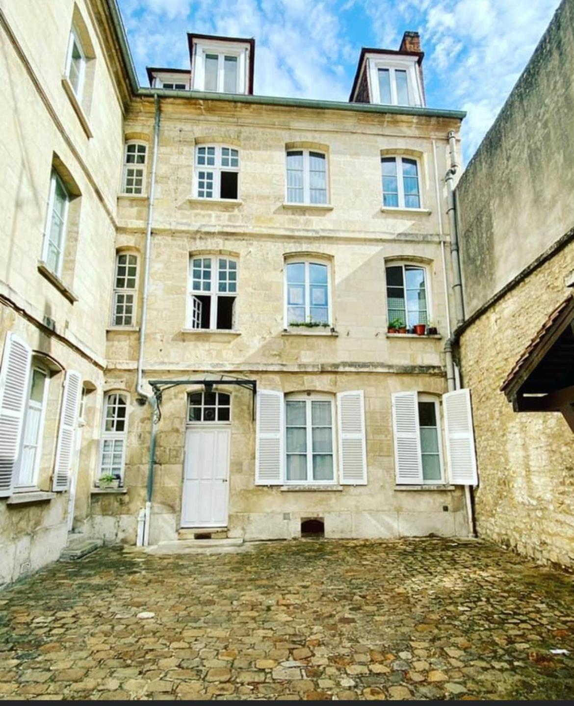 Le Relais D'Eugenie En Hyper Centre-Ville Compiègne Exteriör bild
